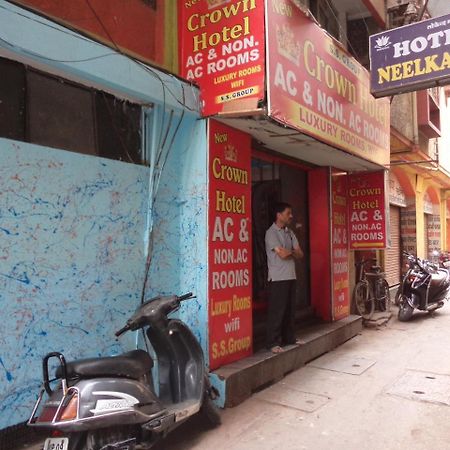 New Crown Hotel Indore Bagian luar foto