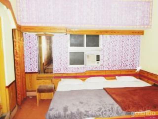 New Crown Hotel Indore Bagian luar foto